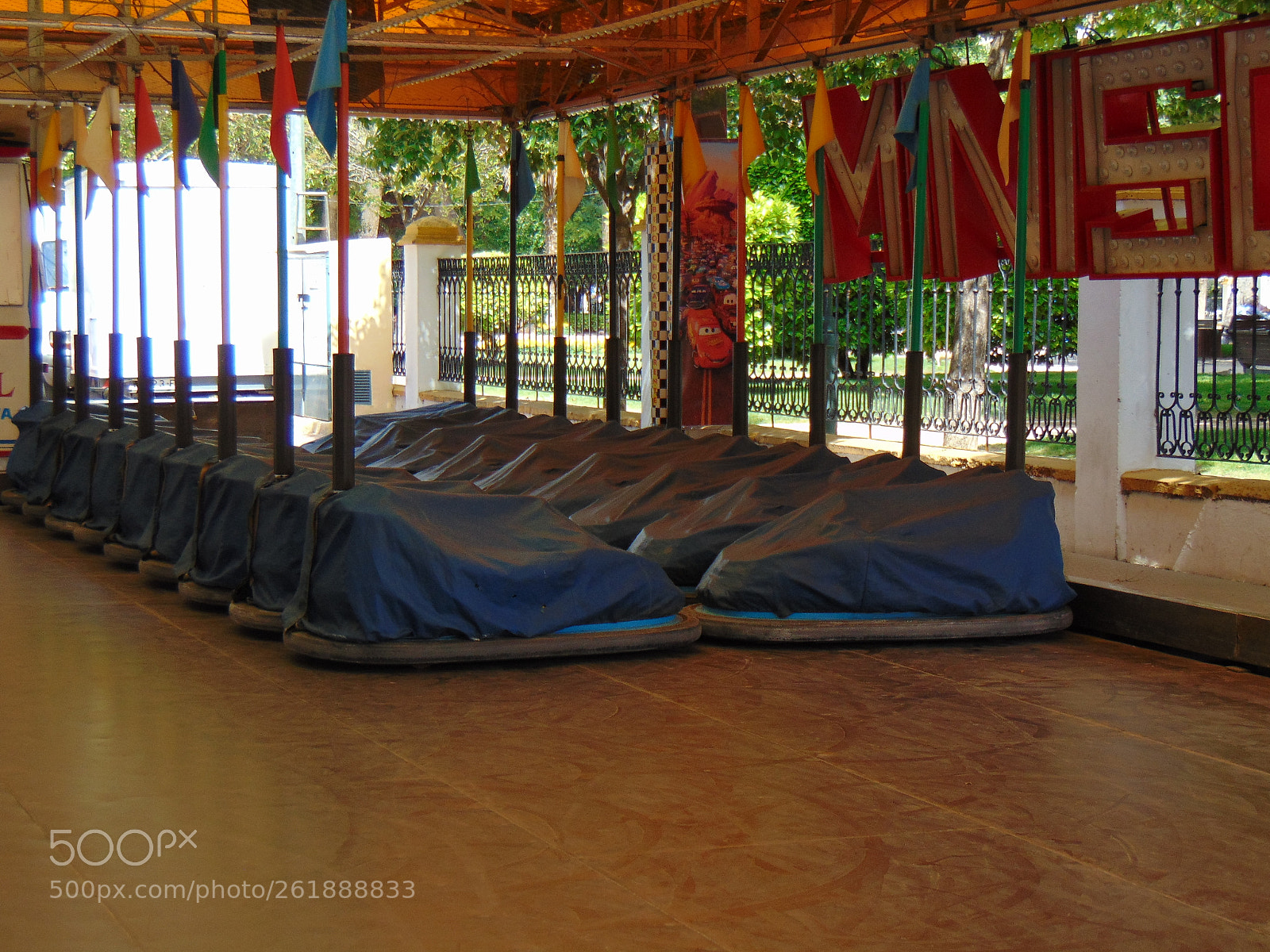 Sony Cyber-shot DSC-H300 sample photo. Full of silence. photography