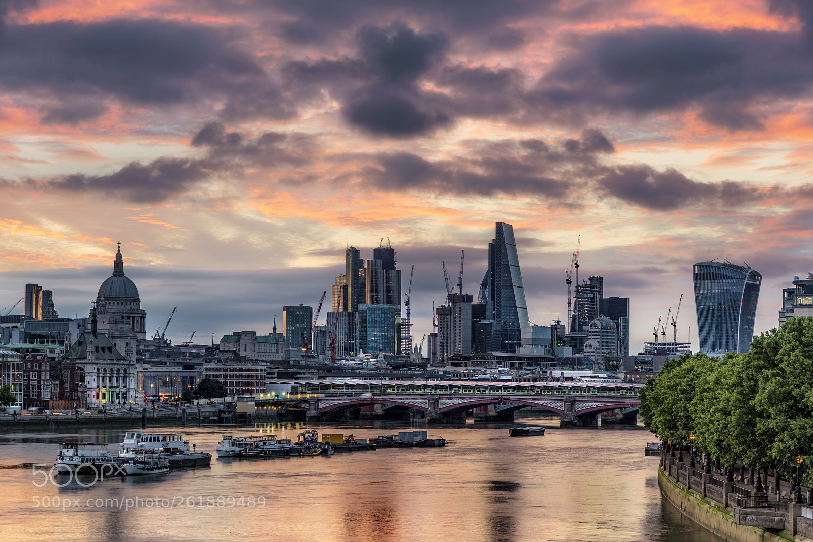 Sony a7R II sample photo. The skies over london photography