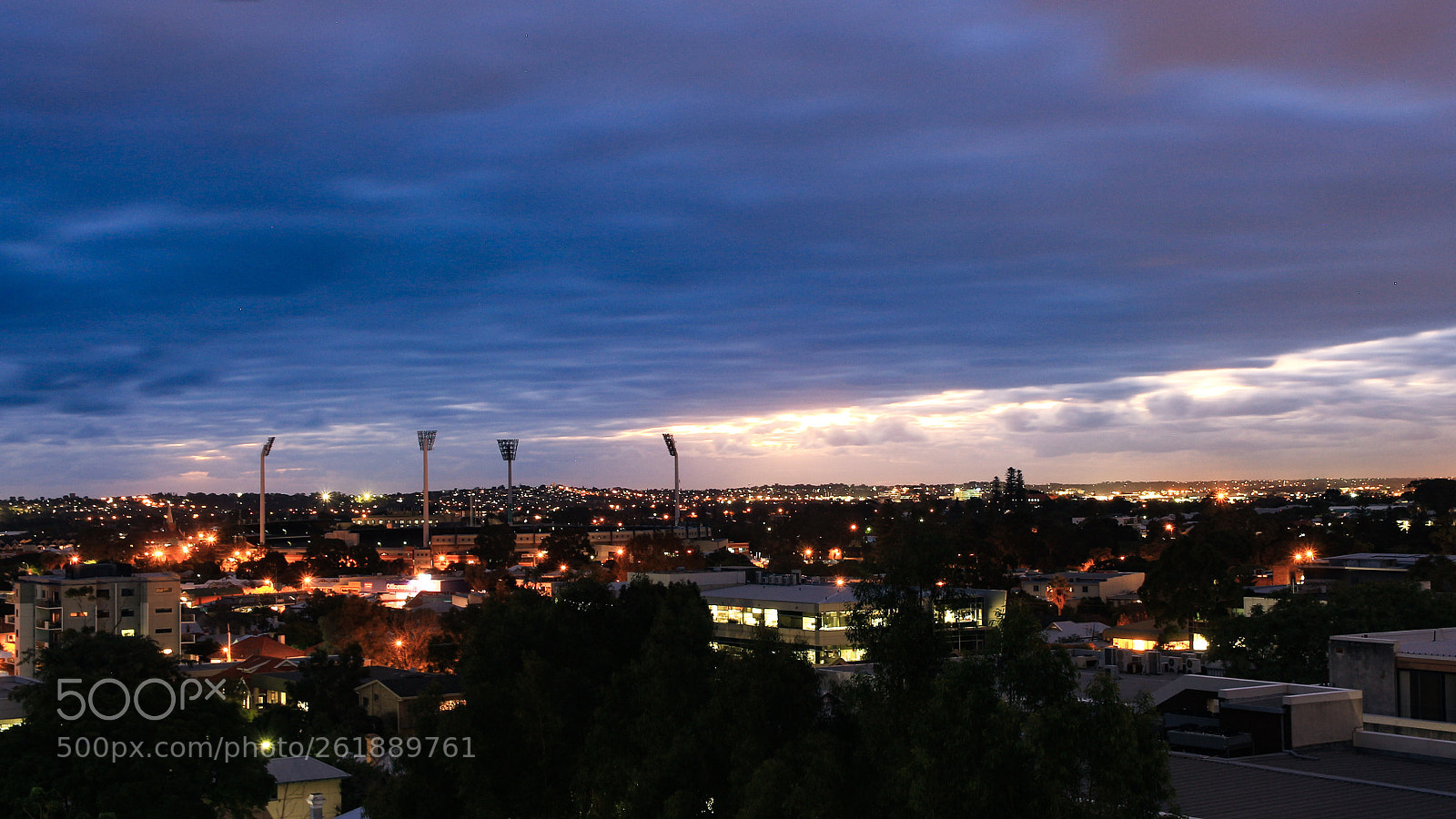 Canon EOS 700D (EOS Rebel T5i / EOS Kiss X7i) sample photo. Twilight hour photography