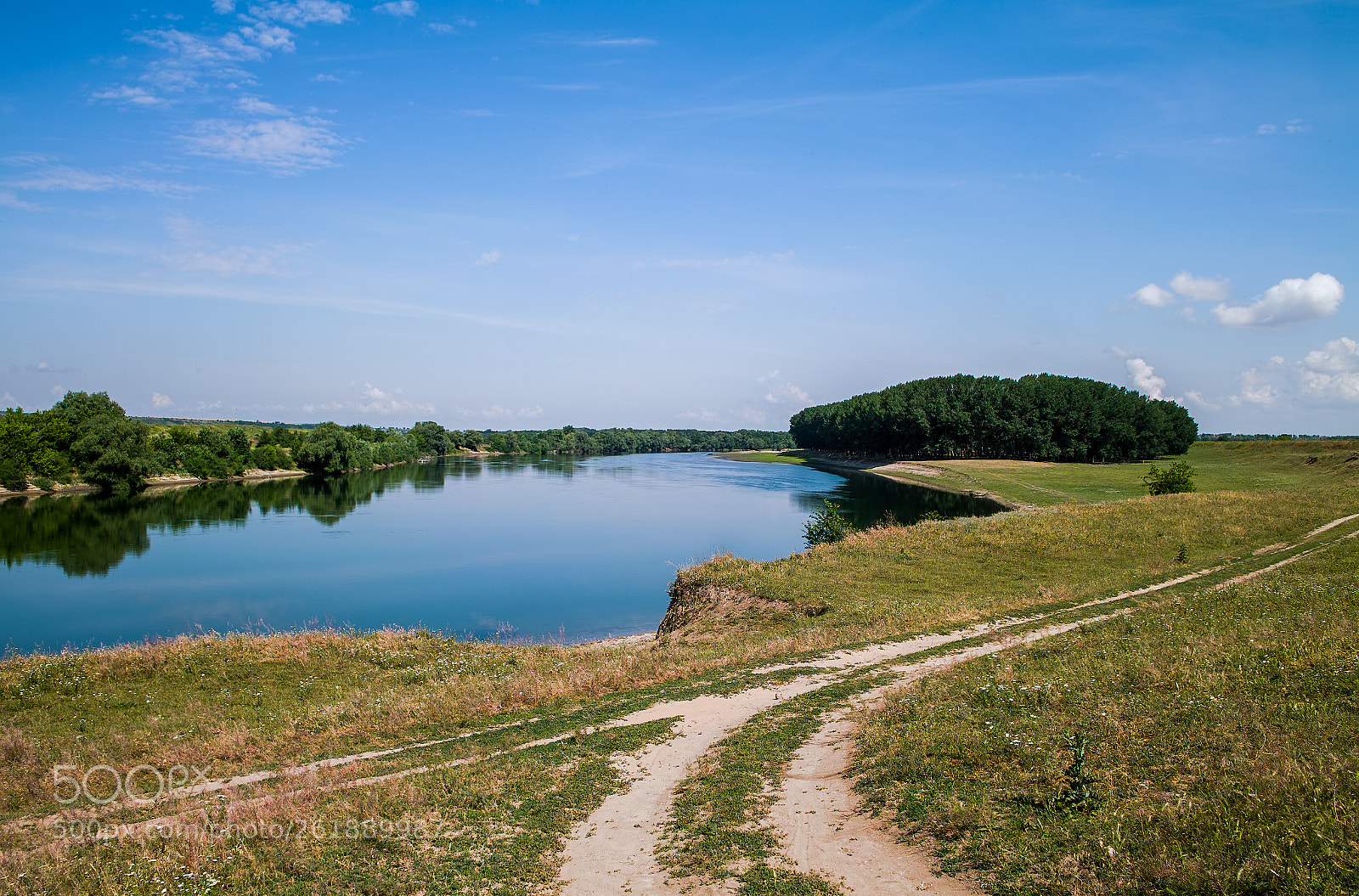 Sigma DP1 sample photo. Summer landscape of moldova photography