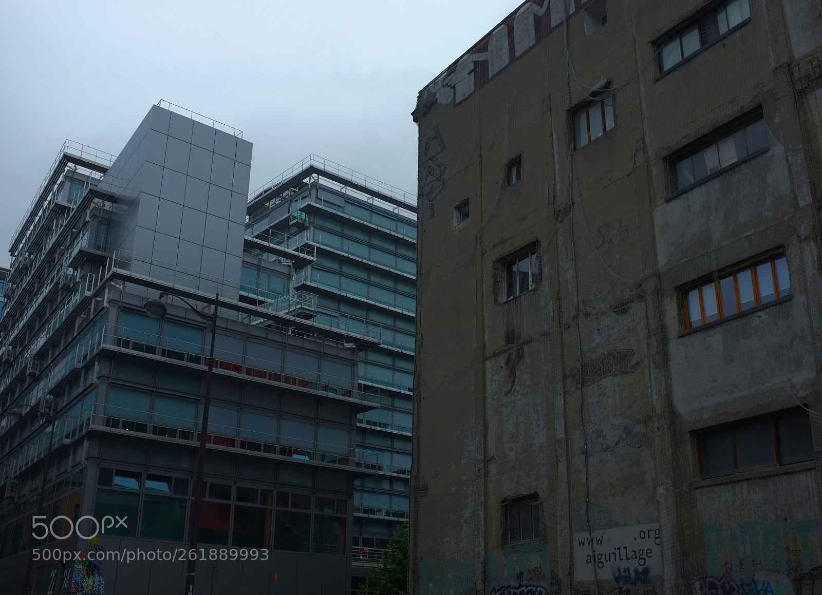 Fujifilm FinePix X100 sample photo. Different generations photography