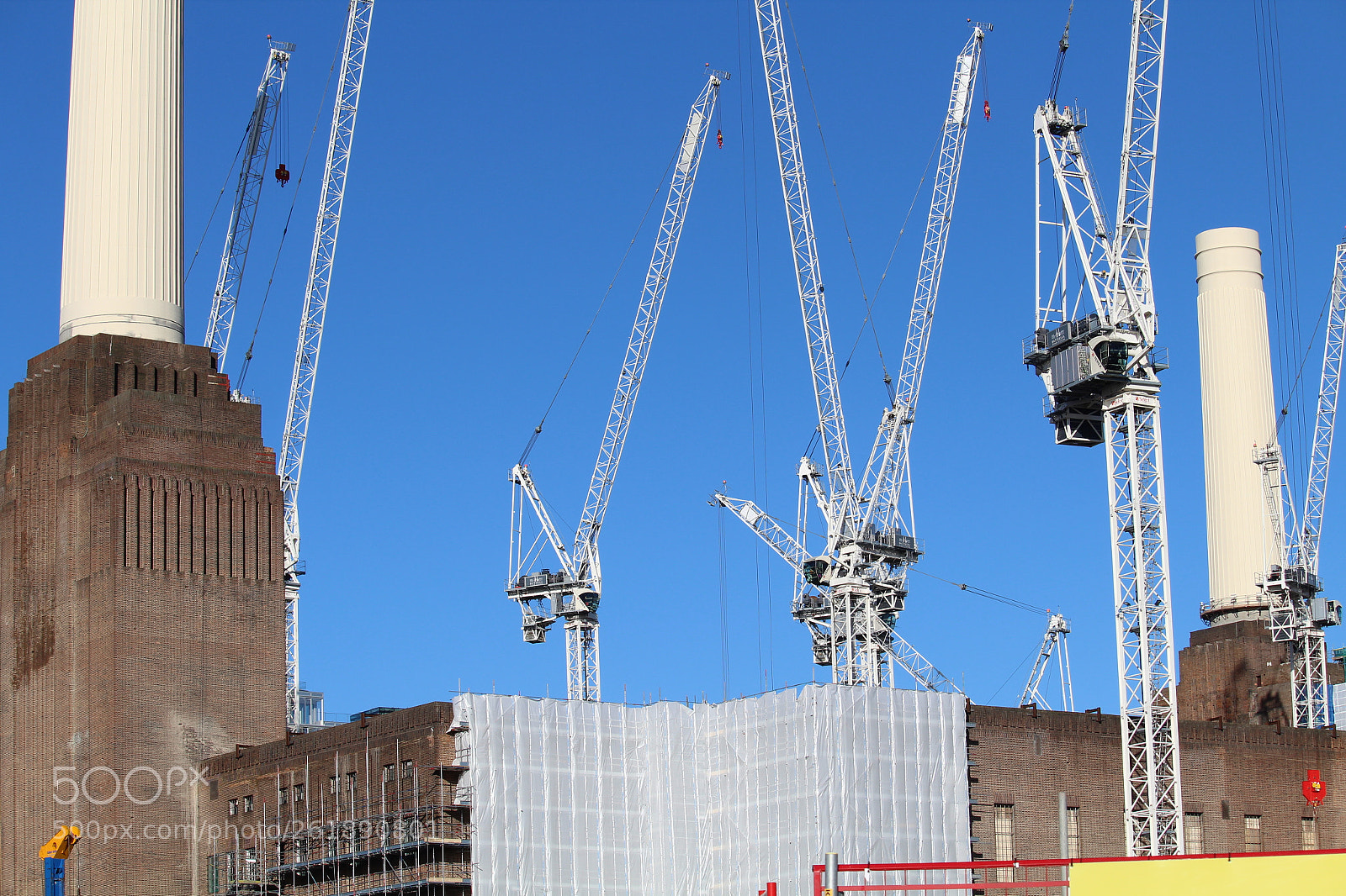 Canon EF-S 55-250mm F4-5.6 IS STM sample photo. Battersea power station photography