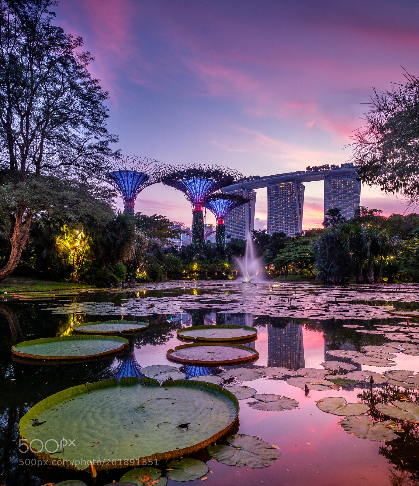 Fujifilm X-T2 sample photo. How to envision city photography