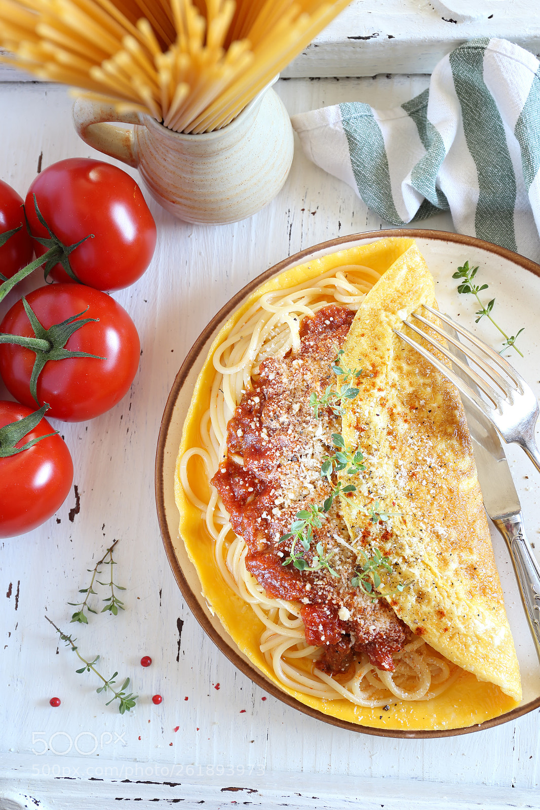 Canon EOS 6D sample photo. Omelette stuffed spaghetti with photography