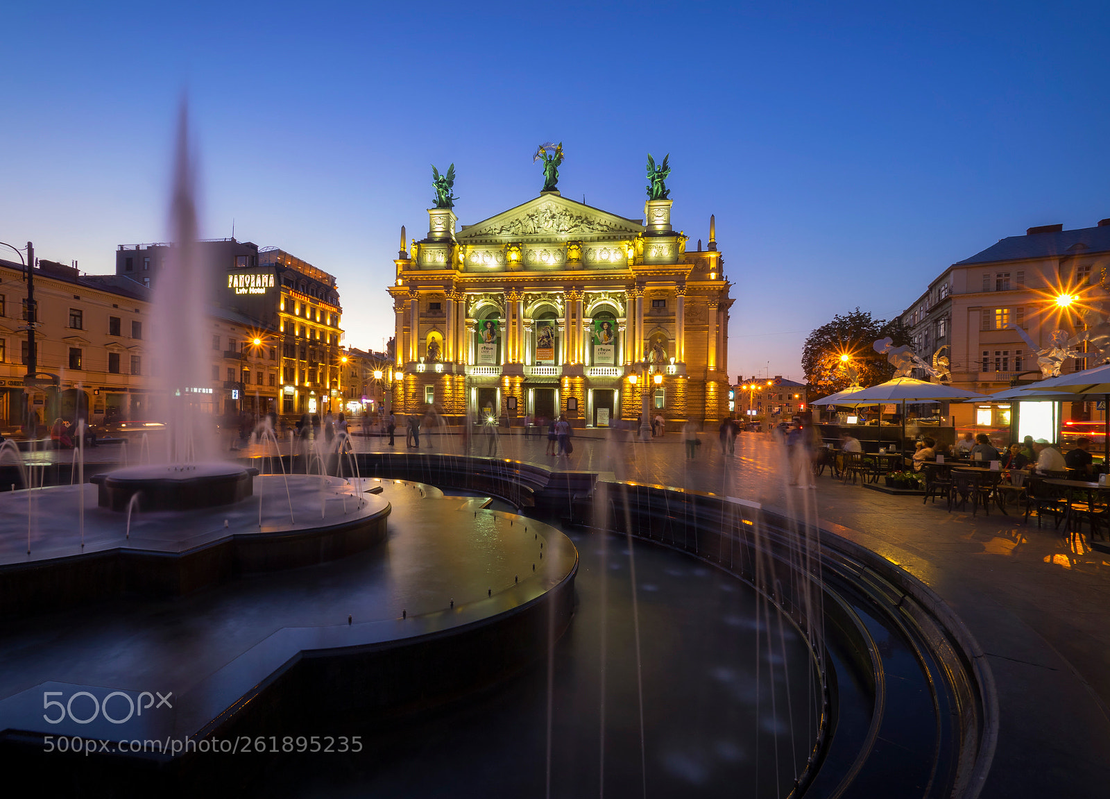 Olympus OM-D E-M1 sample photo. Lviv opera house photography