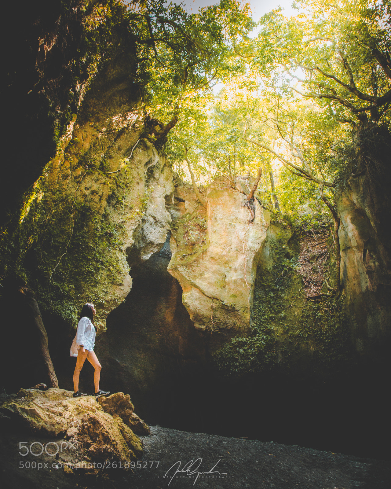 Canon EOS 6D sample photo. Exploring hidden gems photography
