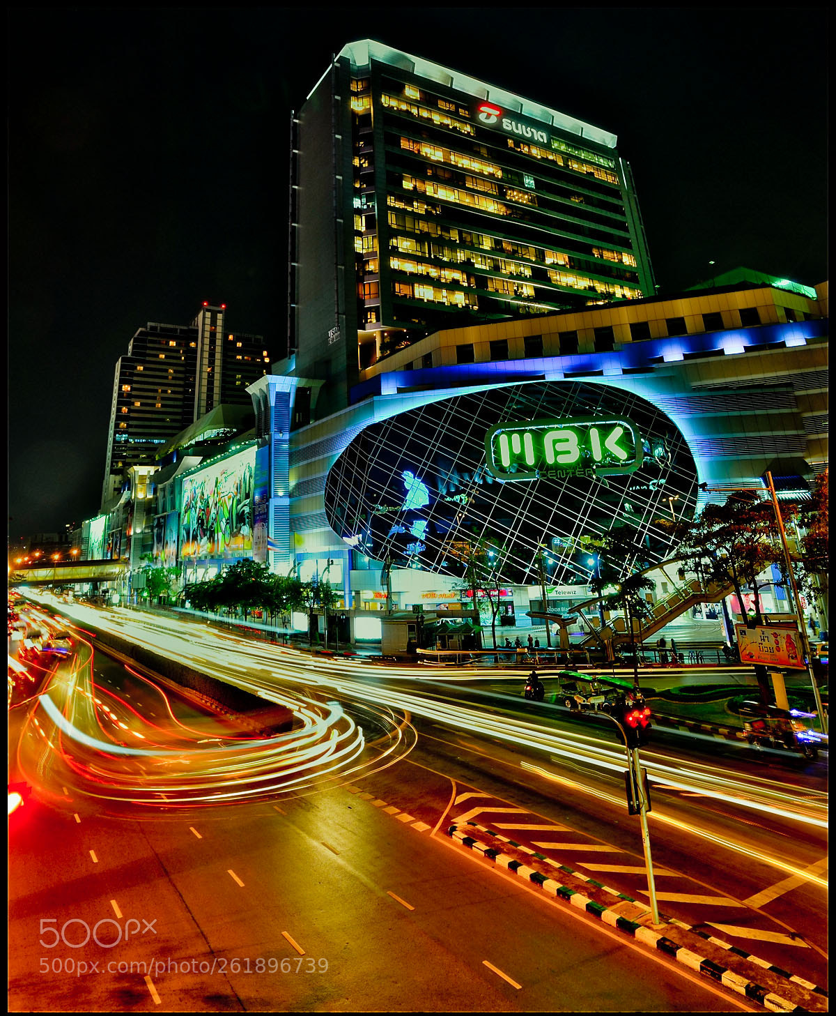 Nikon D3100 sample photo. Mbk shopping center, bangkok photography