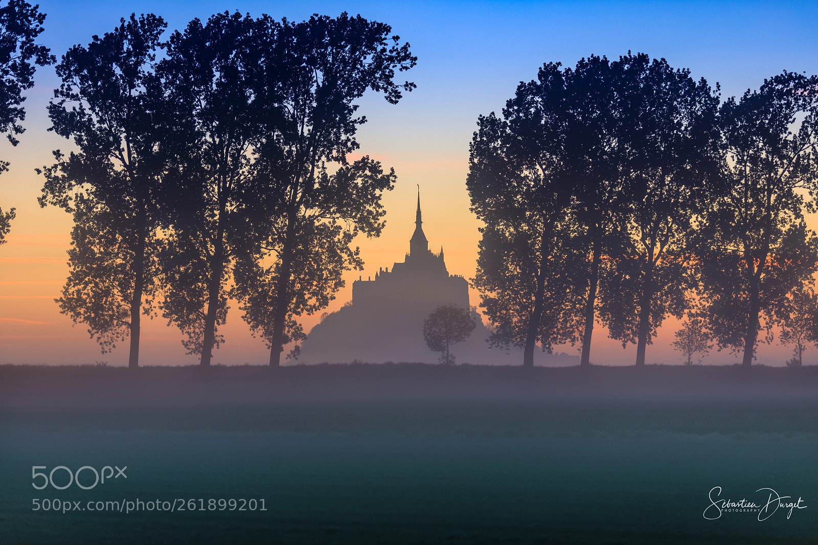Canon EOS 5D Mark IV sample photo. Mont saint michel sunrise photography