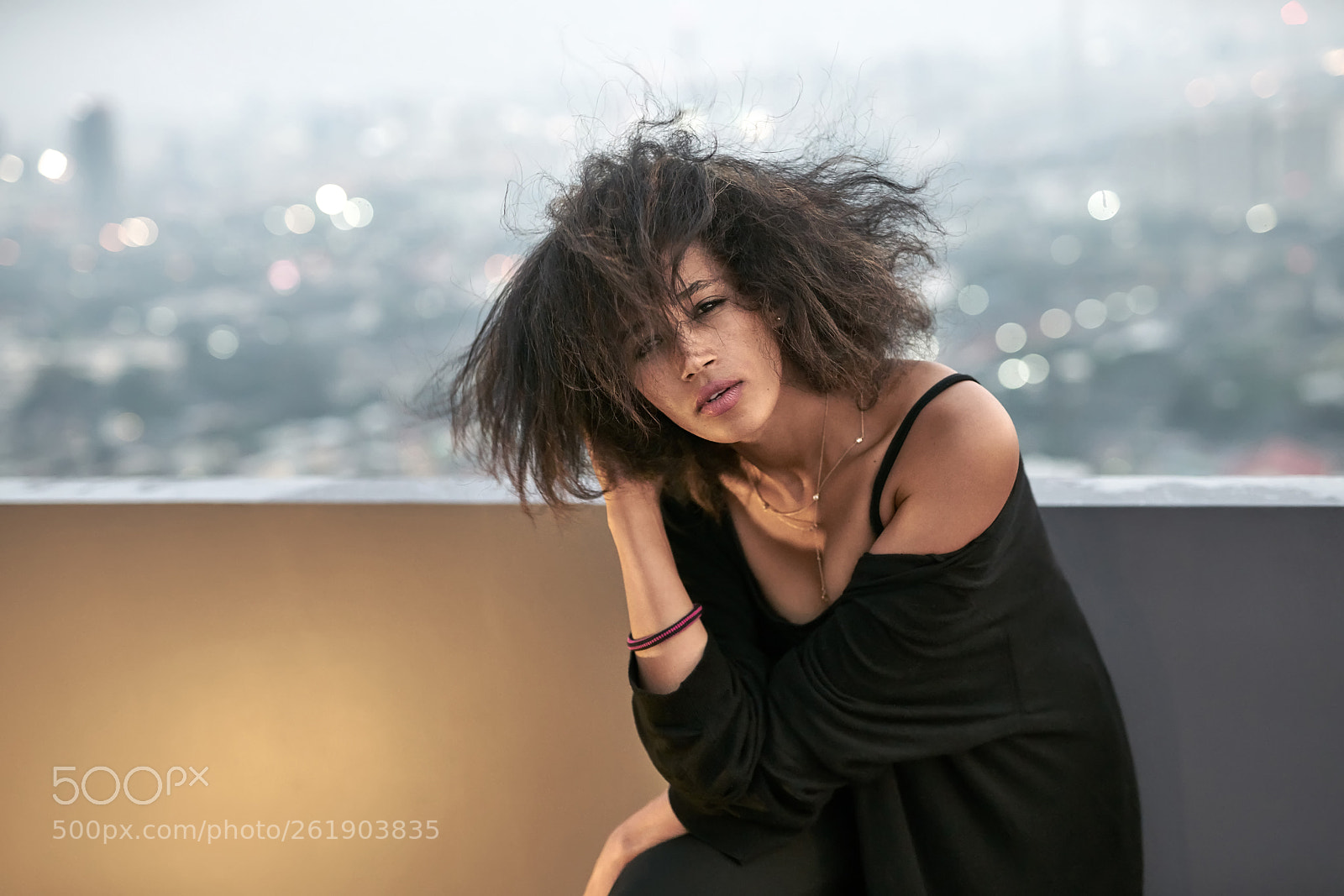 Sony a7R II sample photo. Beautiful girl posing on photography
