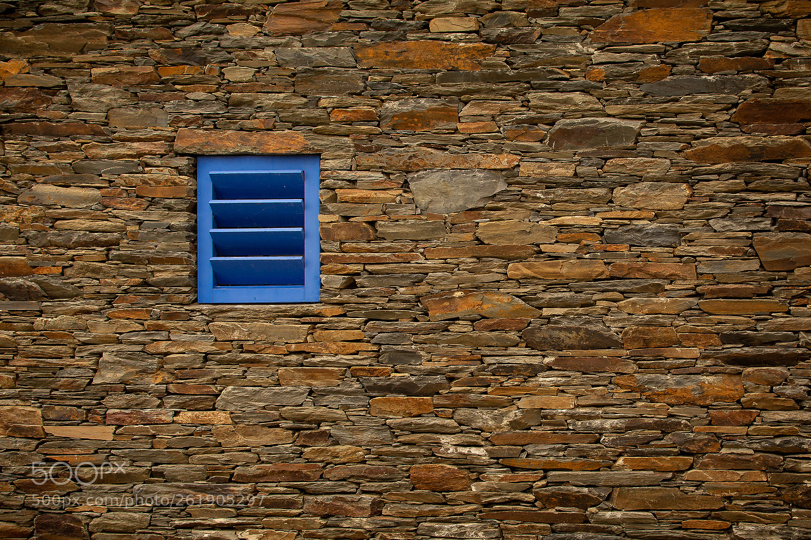 Nikon D7100 sample photo. Blue window photography