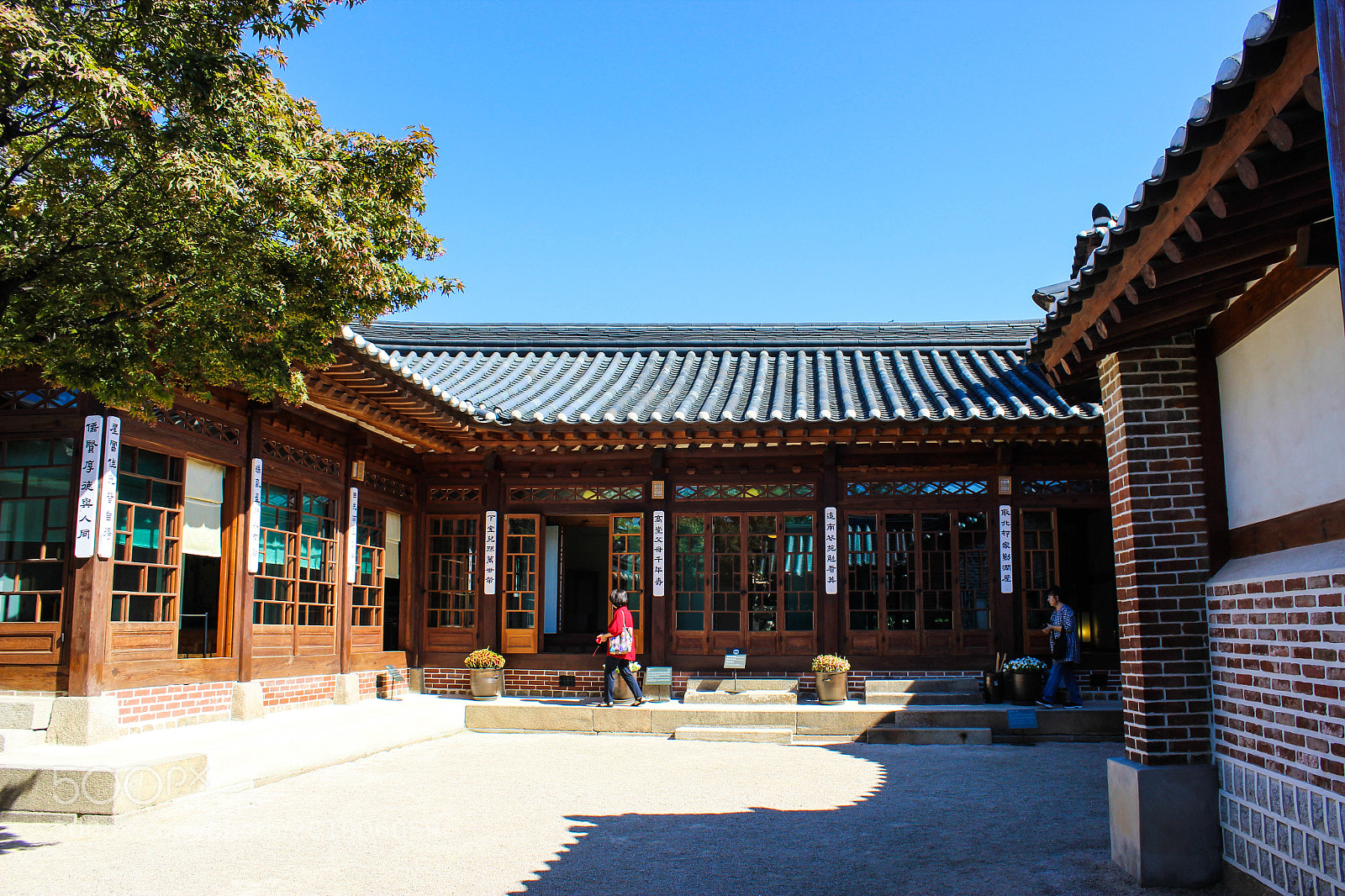 Canon EOS 600D (Rebel EOS T3i / EOS Kiss X5) sample photo. Korean traditional house 2 photography