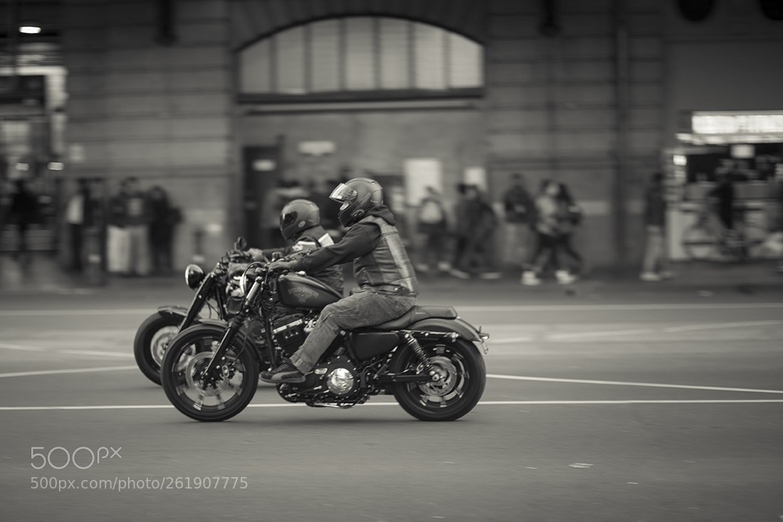 Canon EOS-1D X sample photo. Shooting strangers photography