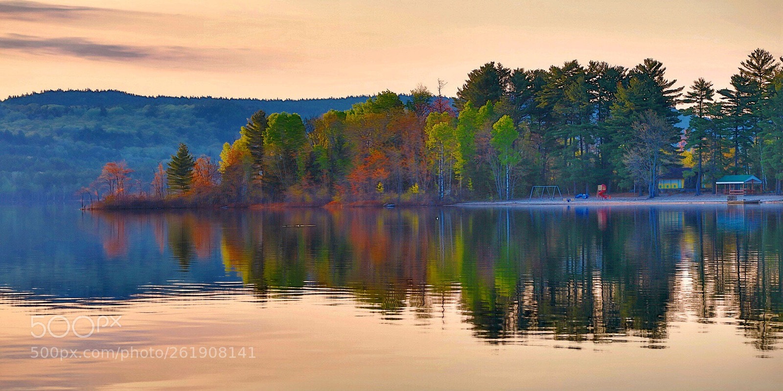 Canon EOS 6D Mark II sample photo. It is not autumn photography