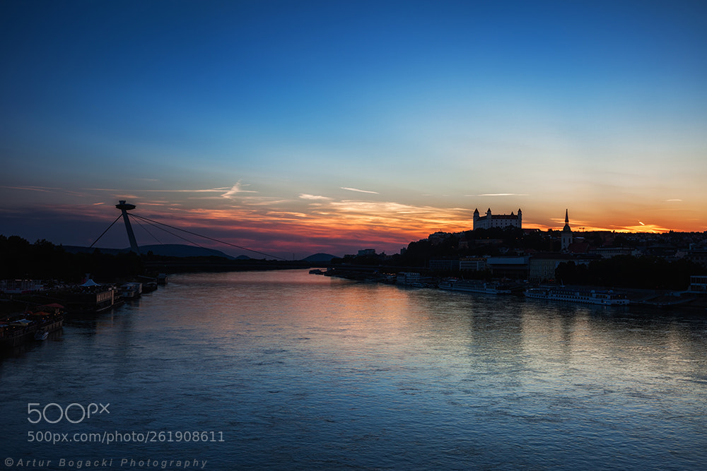 Canon EOS 5D Mark II sample photo. Twilight evening at danube photography