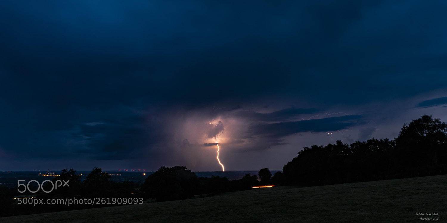Nikon D810 sample photo. Lightning at dusk photography