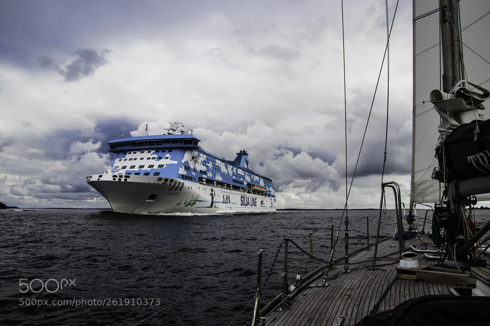Canon EOS 80D sample photo. Åland islands — passing by photography