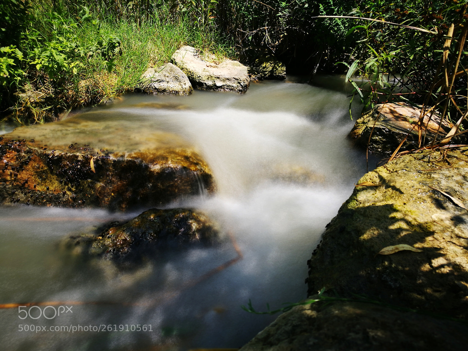 HUAWEI P9 sample photo. Naaman stream photography