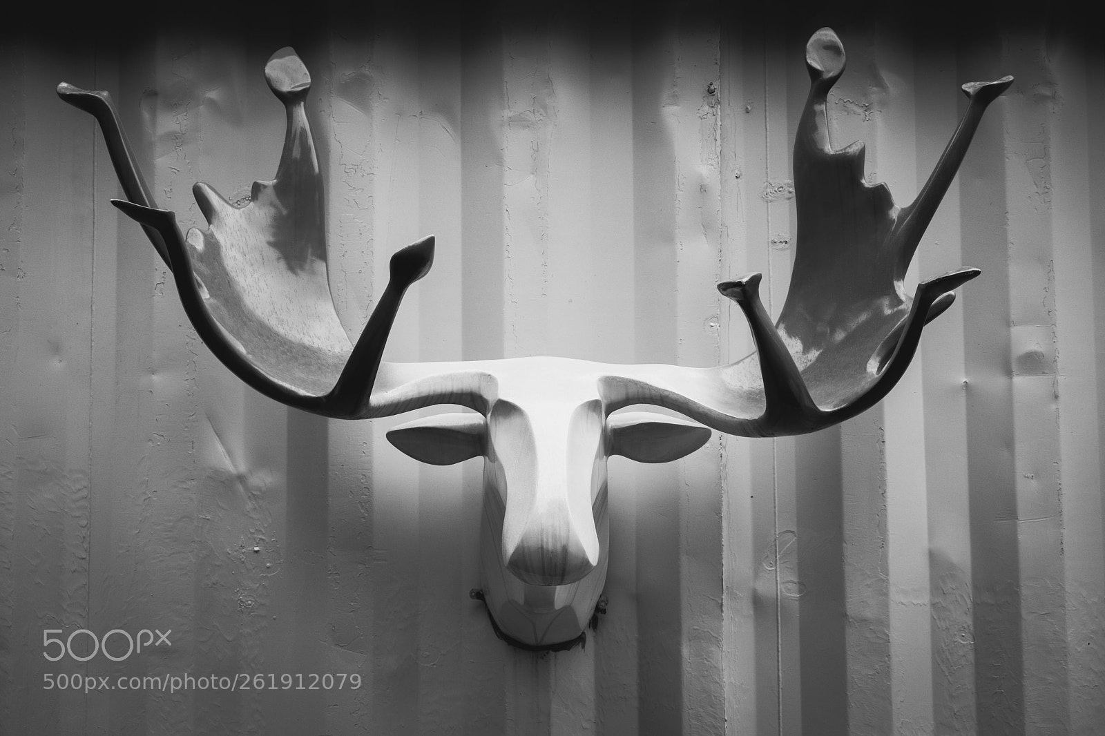 Fujifilm X-T2 sample photo. Street art b&w photography