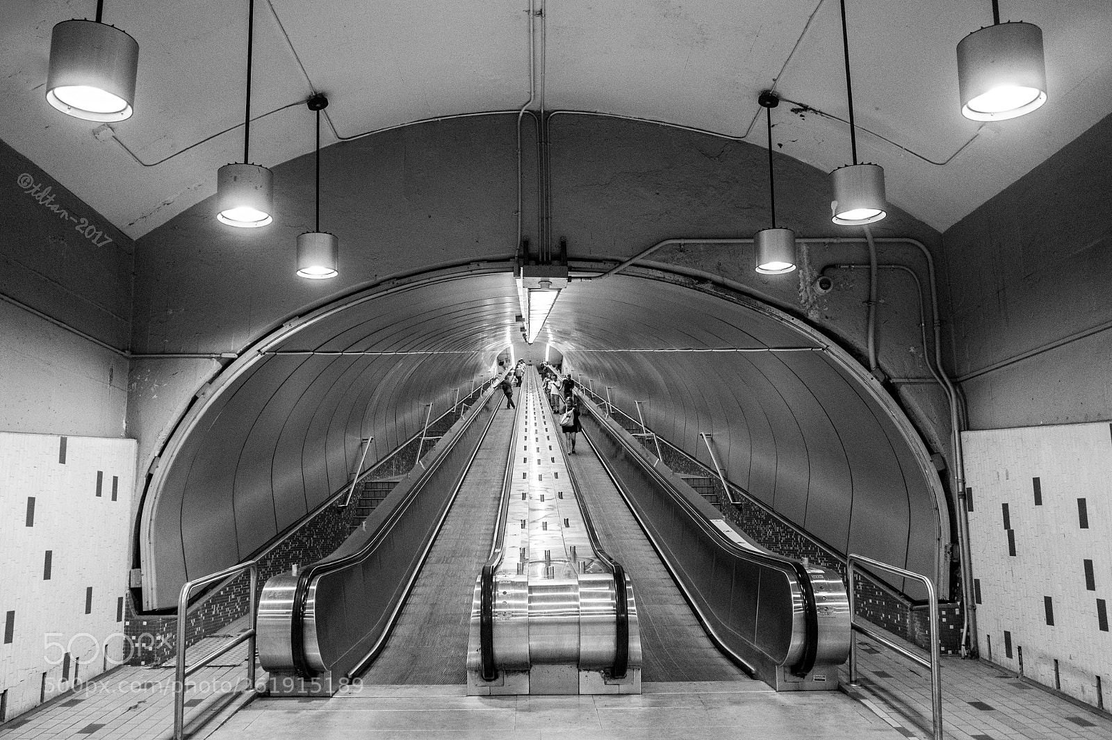 Ricoh GR II sample photo. Enter the tunnel photography