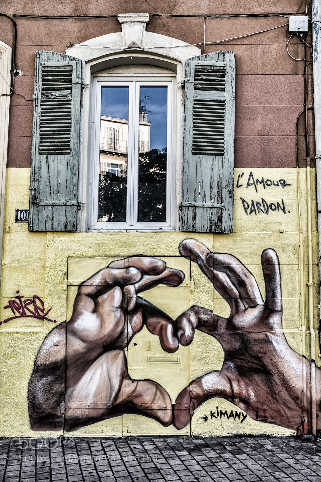 Nikon D5600 sample photo. Street heart photography