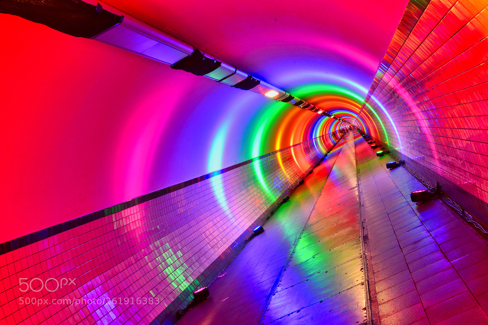 Nikon D7100 sample photo. Voetgangerstunnel photography