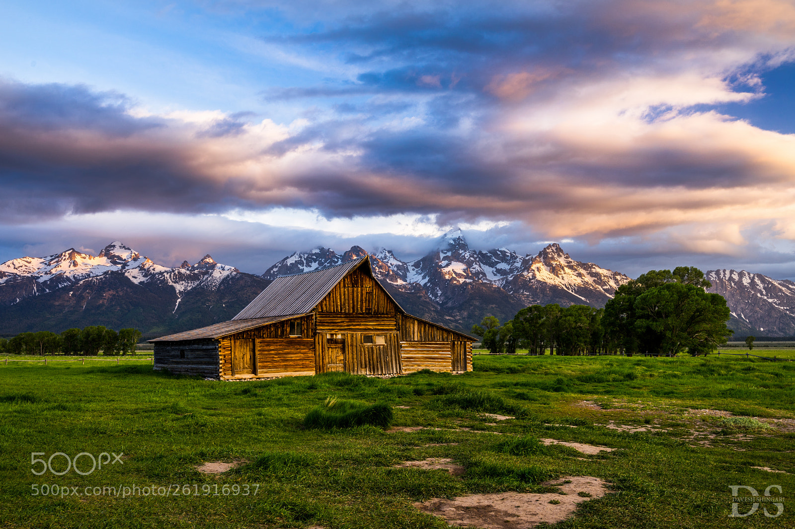 Sony a7 II sample photo. Sunrise at moulton barn photography