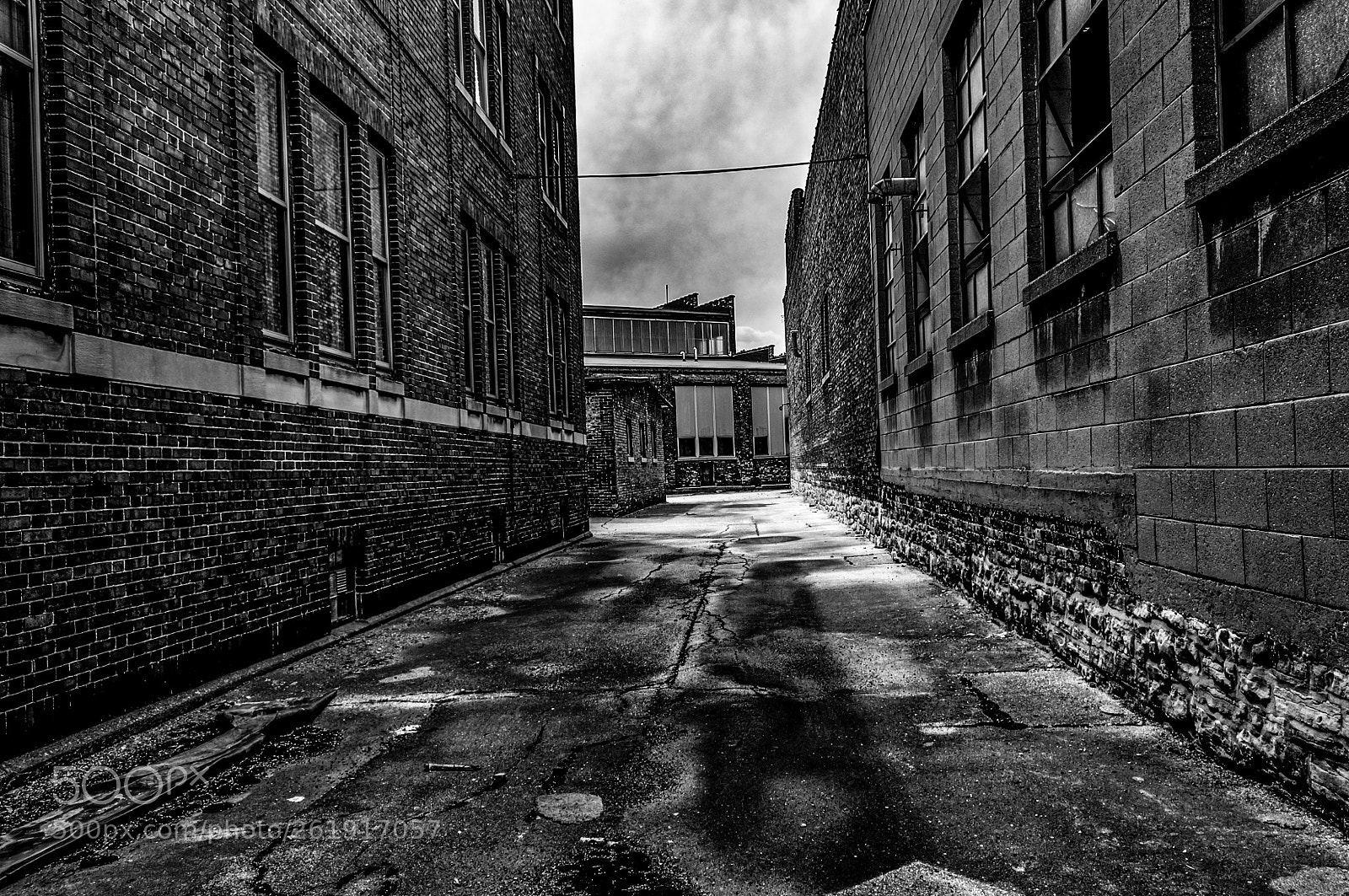 Nikon D5000 sample photo. Milwaukee alley photography