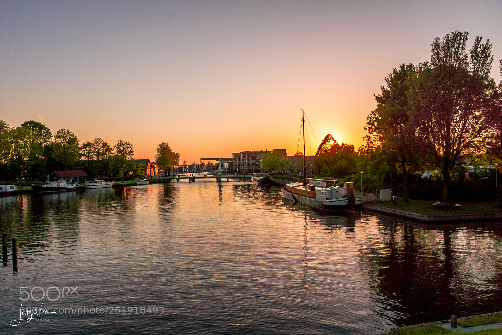 Sony SLT-A65 (SLT-A65V) sample photo. Sunset at the canal photography