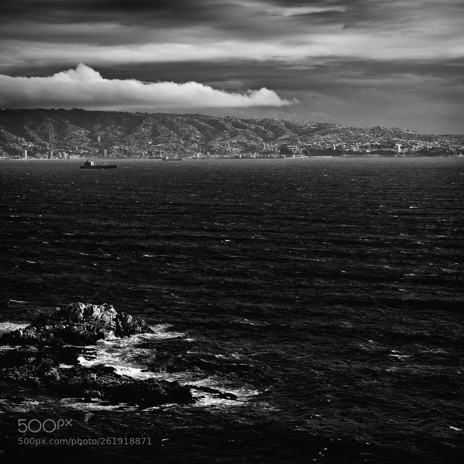Nikon D7200 sample photo. Valparaiso entre lluvia y photography