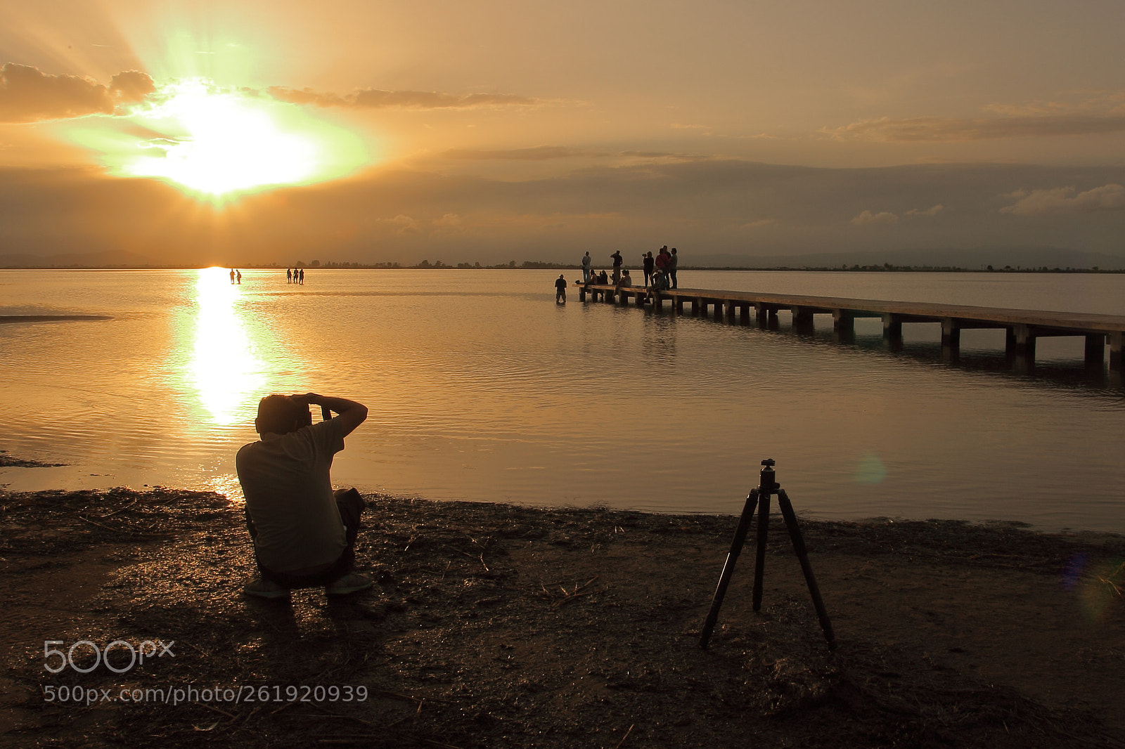 Canon EOS 1000D (EOS Digital Rebel XS / EOS Kiss F) sample photo. Magical moment photography