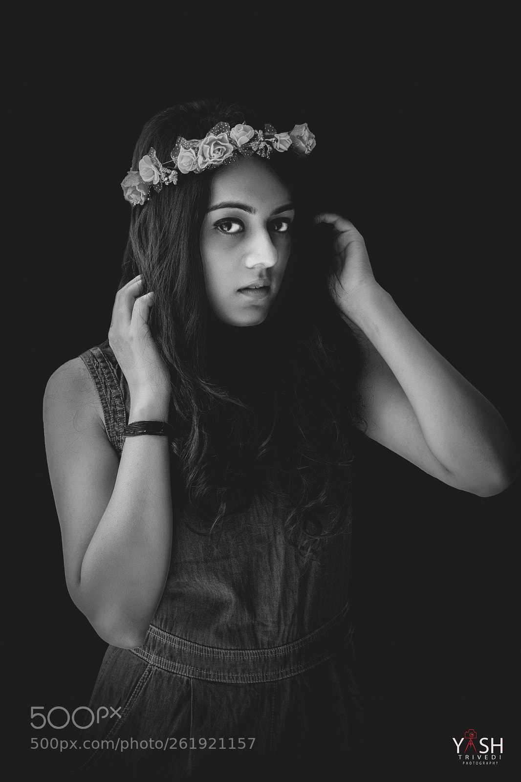 Canon EOS 80D sample photo. Monochrome fashion photography photography