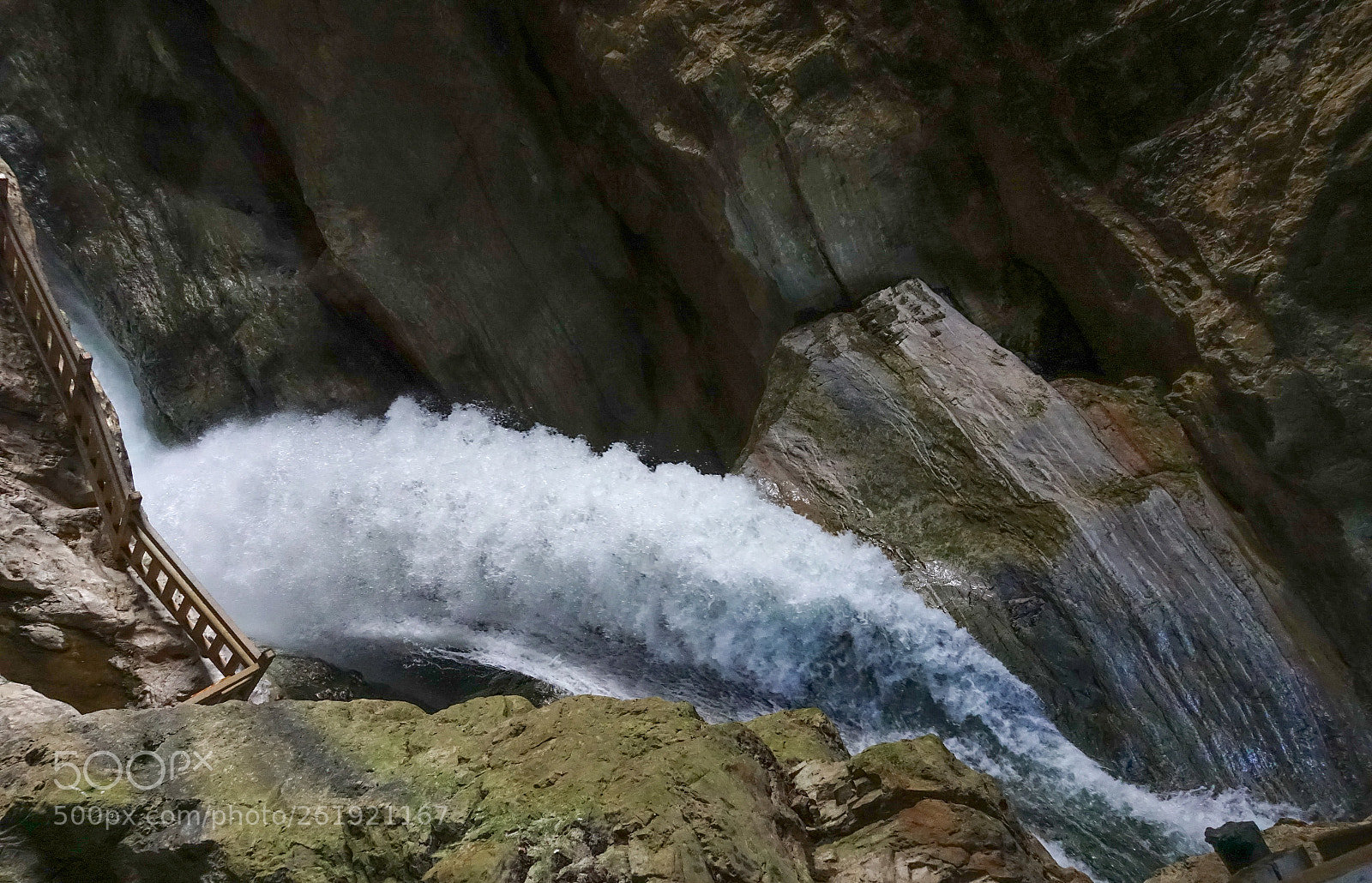 Sony DSC-RX100M5 sample photo. The waterfall photography