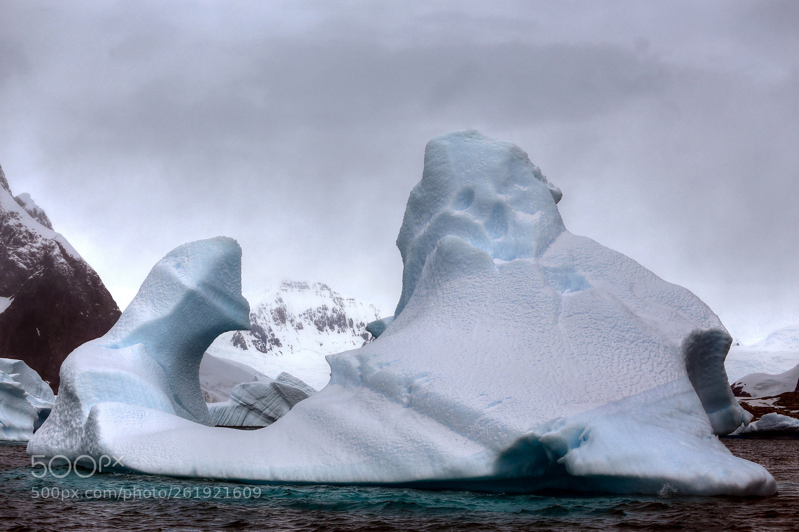 Canon EOS 6D + Canon EF 70-200mm F4L USM sample photo. Antarctic fantasy photography