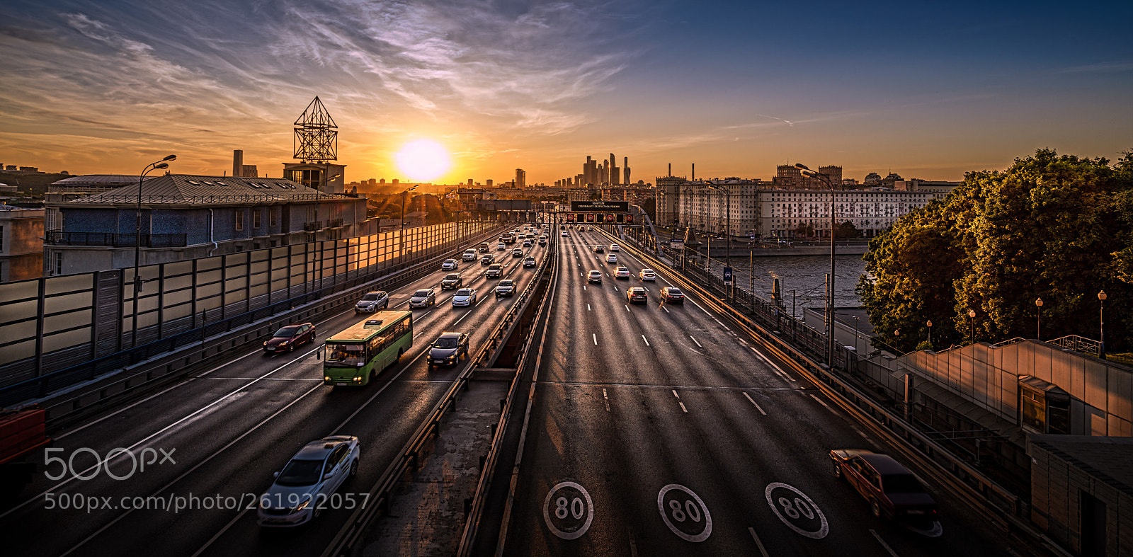 Sony a7R III sample photo. Toward the city photography