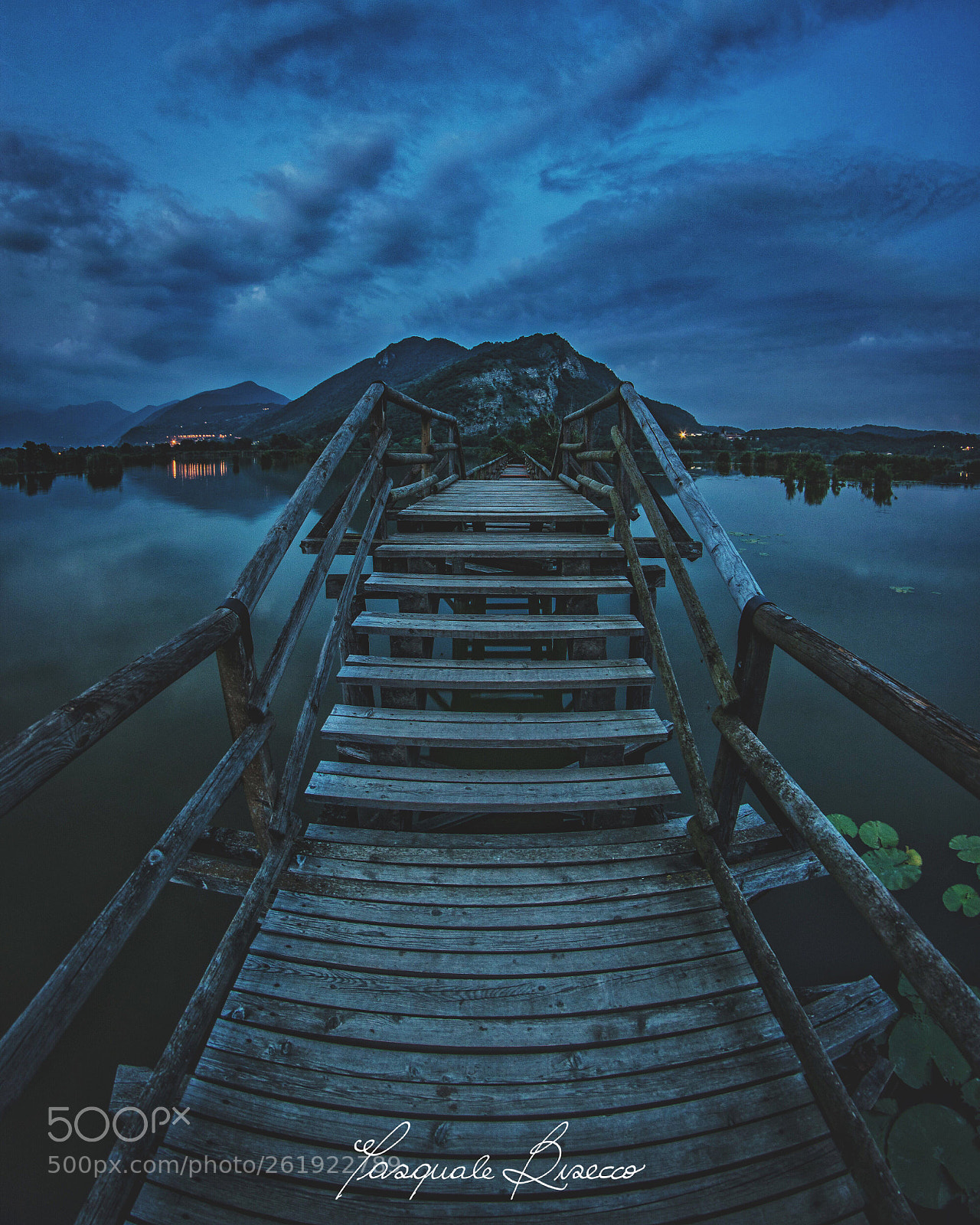 Nikon D3300 sample photo. Blue hour photography
