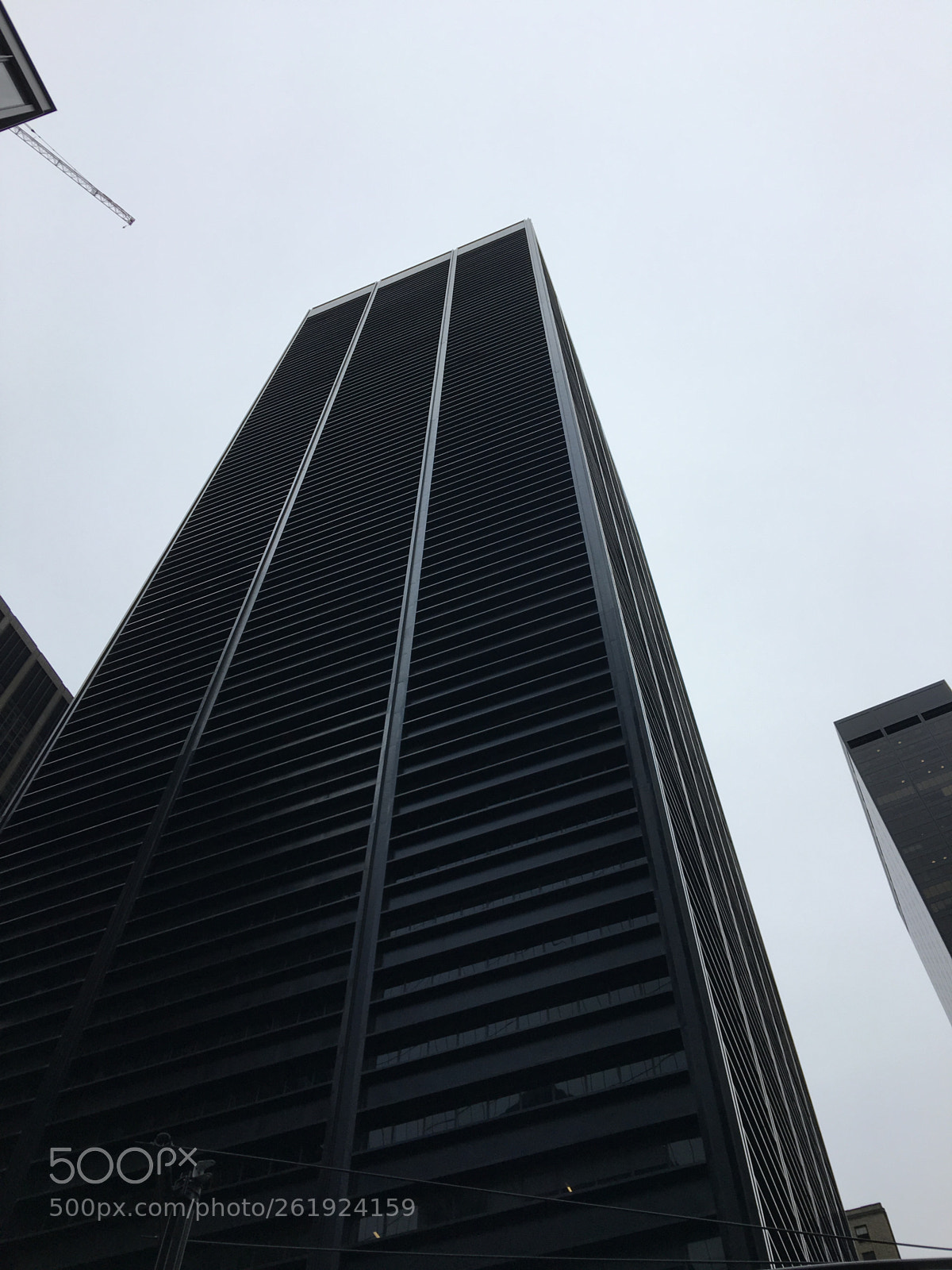 Apple iPhone 6s Plus sample photo. The longly skyscraper in photography