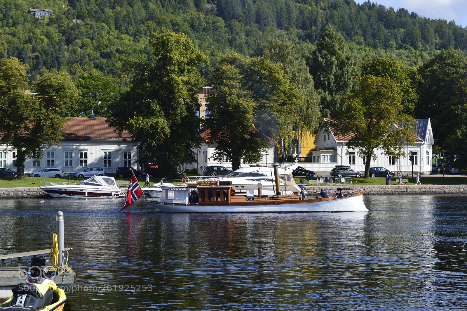 Nikon D3200 sample photo. Old ship photography