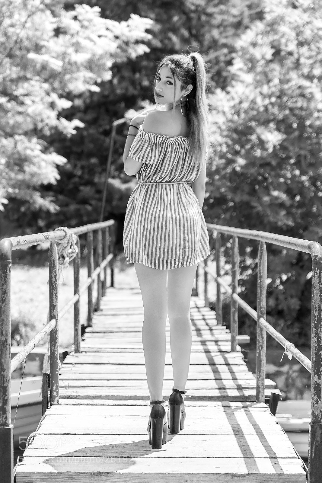 Nikon D810 sample photo. Looking back photography