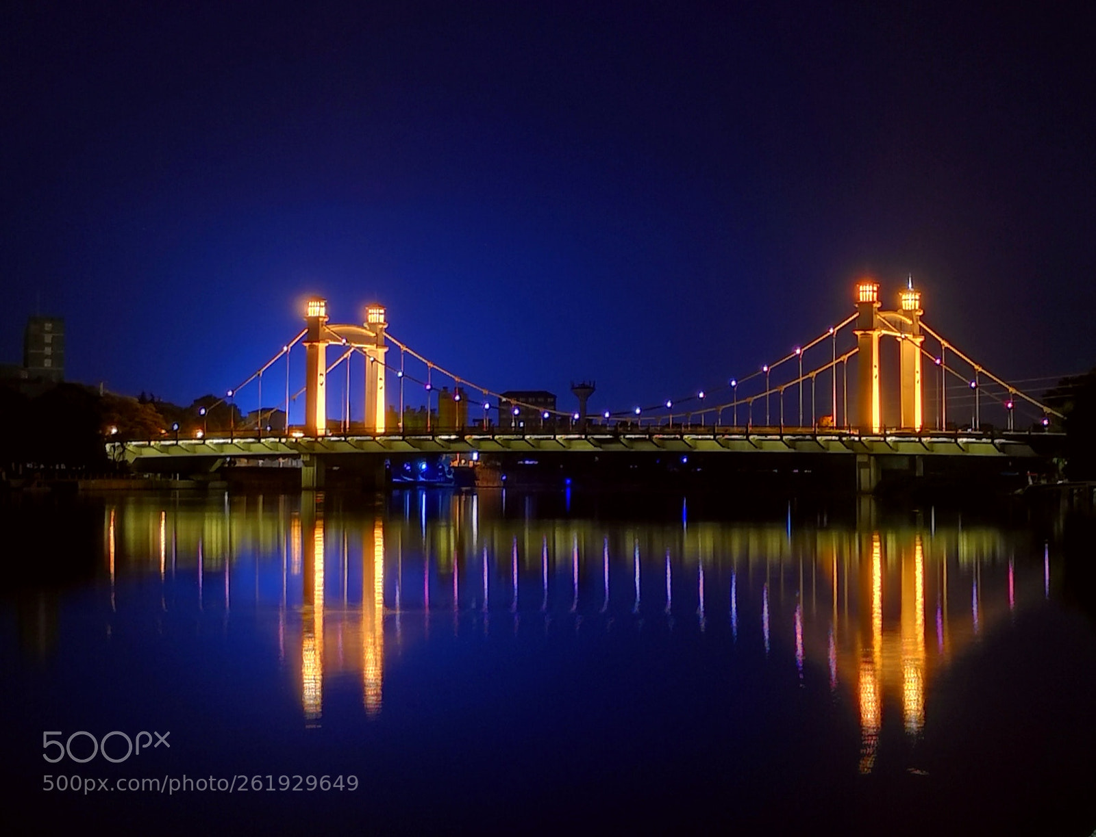 HUAWEI Honor 10 sample photo. A bridge in night photography