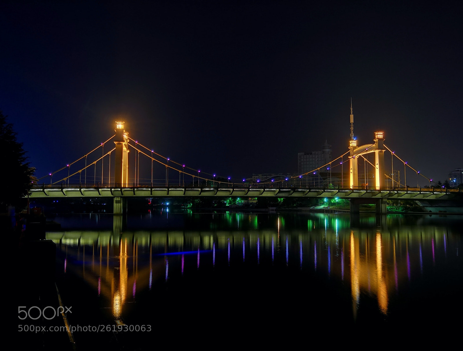HUAWEI Honor 10 sample photo. A bridge in night，2 photography