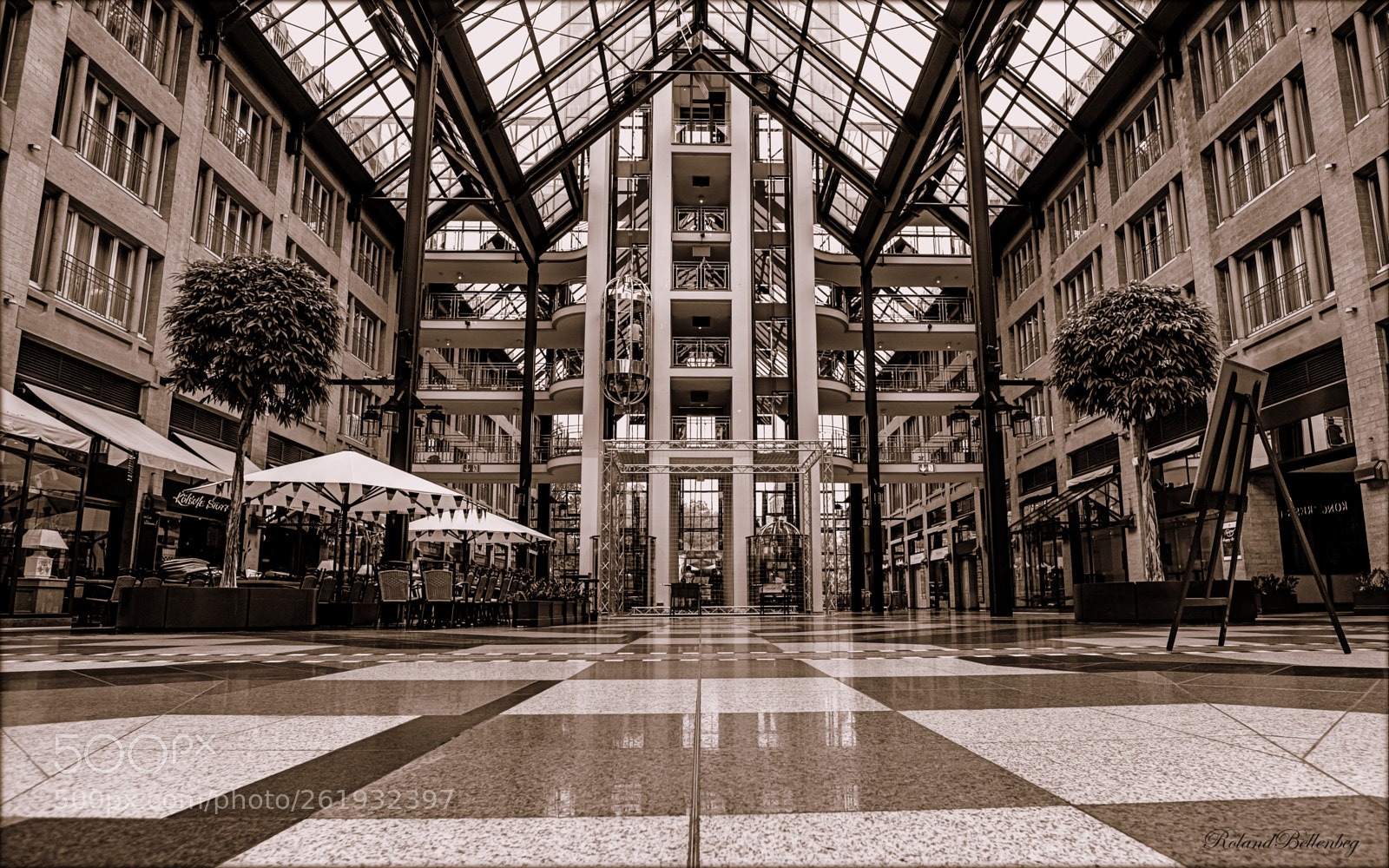 Sony a6000 sample photo. Hotel in köln photography