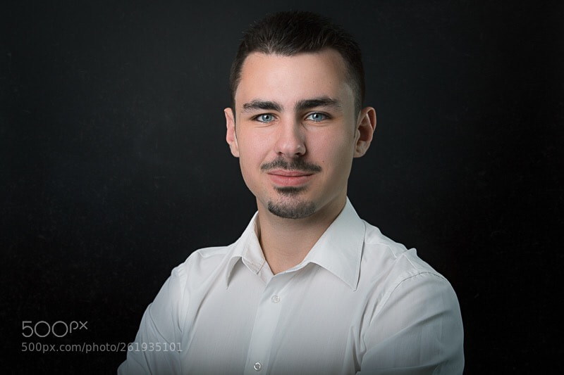 Canon EOS 5D Mark IV sample photo. Start working and invest photography