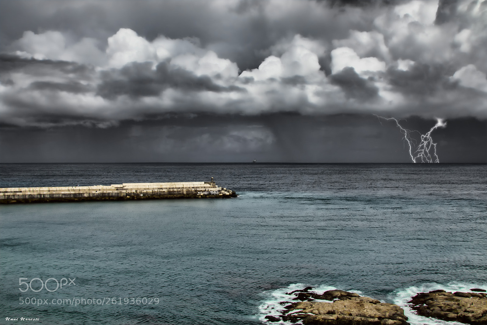 Canon EOS 77D (EOS 9000D / EOS 770D) sample photo. Dia de tormenta en photography