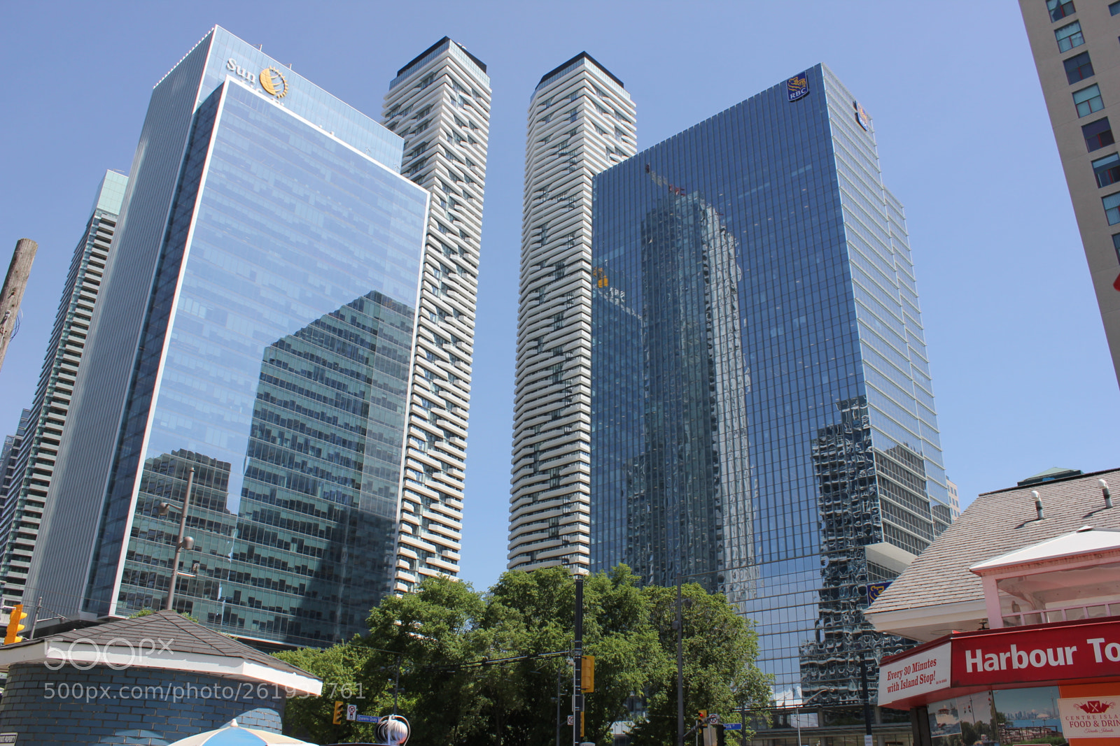 Canon EOS 550D (EOS Rebel T2i / EOS Kiss X4) sample photo. Toronto downtown, toronto, ontario photography