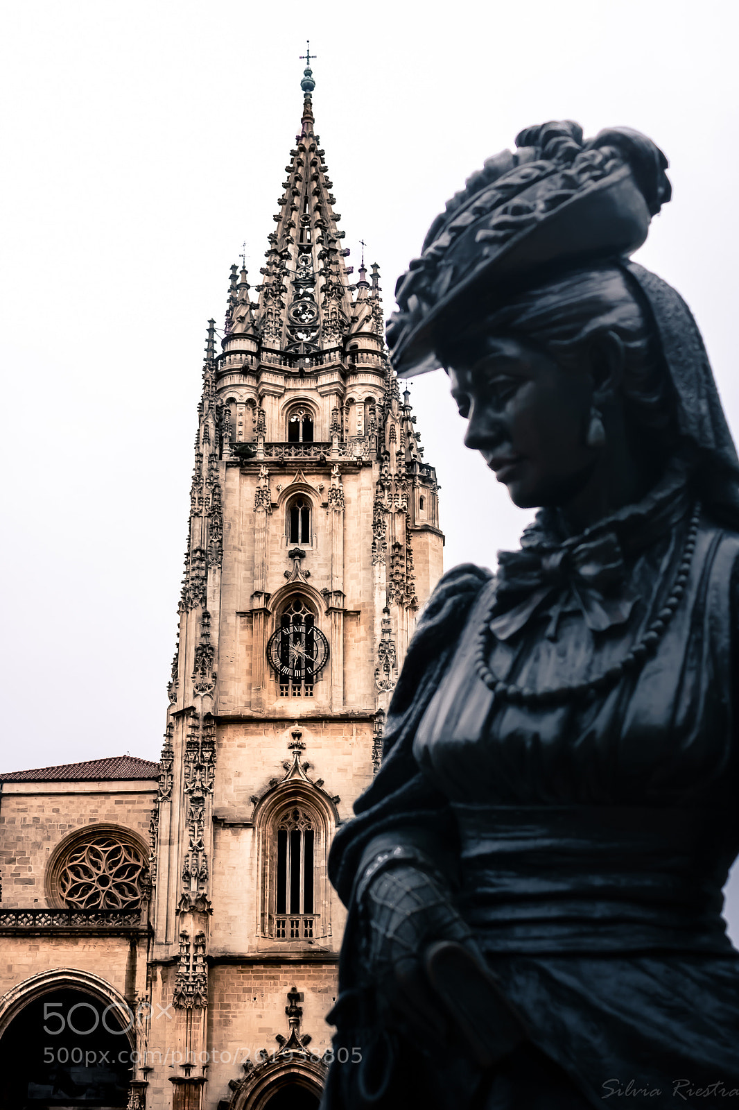 Canon EOS 750D (EOS Rebel T6i / EOS Kiss X8i) sample photo. La regenta photography