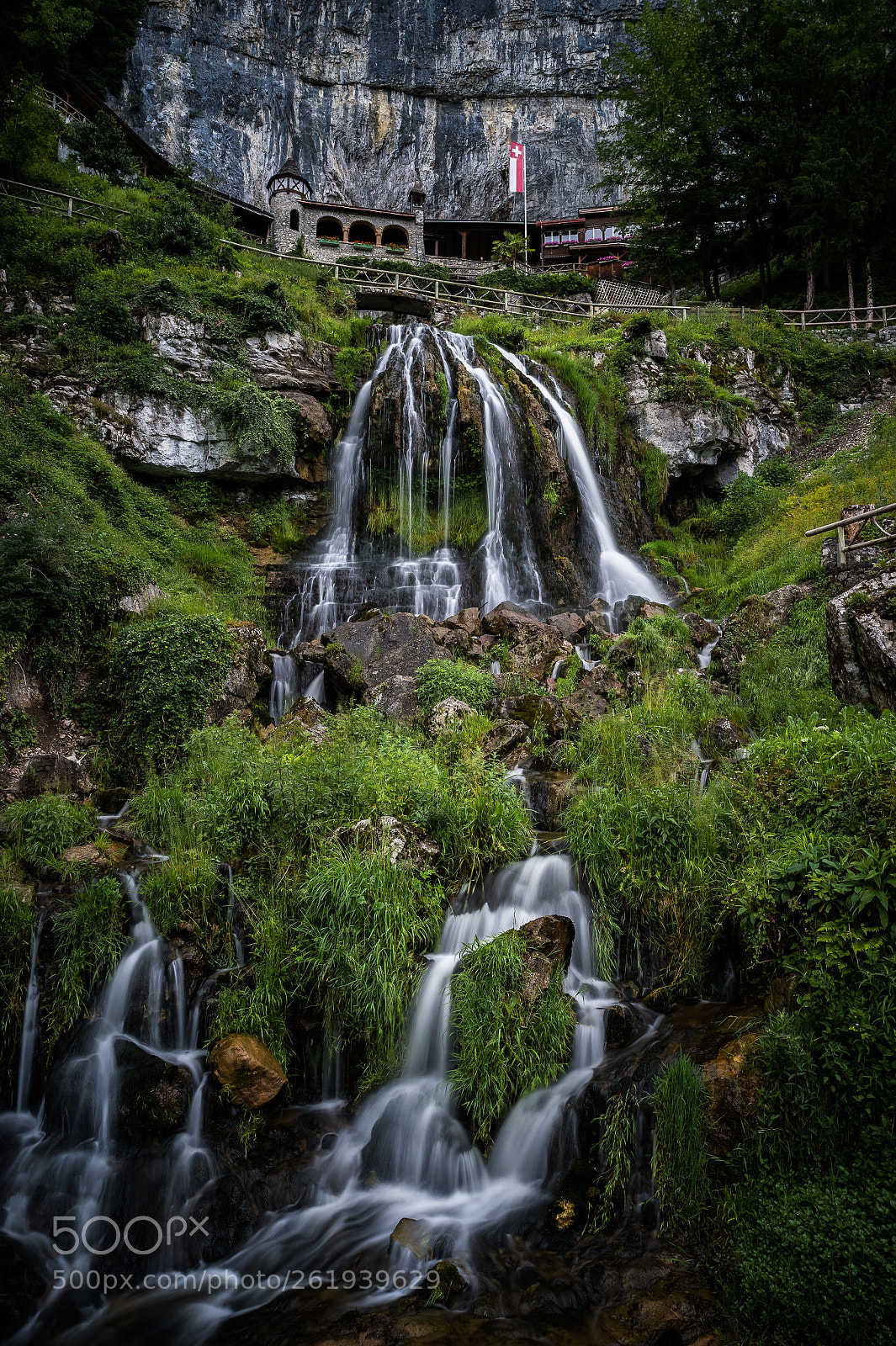 Nikon D4S sample photo. St beatus caves photography