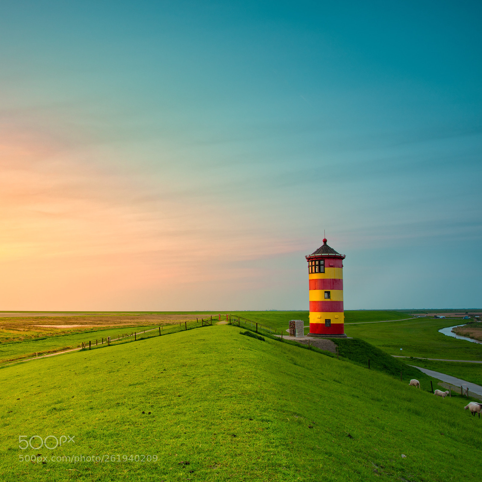 Nikon D810 sample photo. A beautiful lighthouse on photography