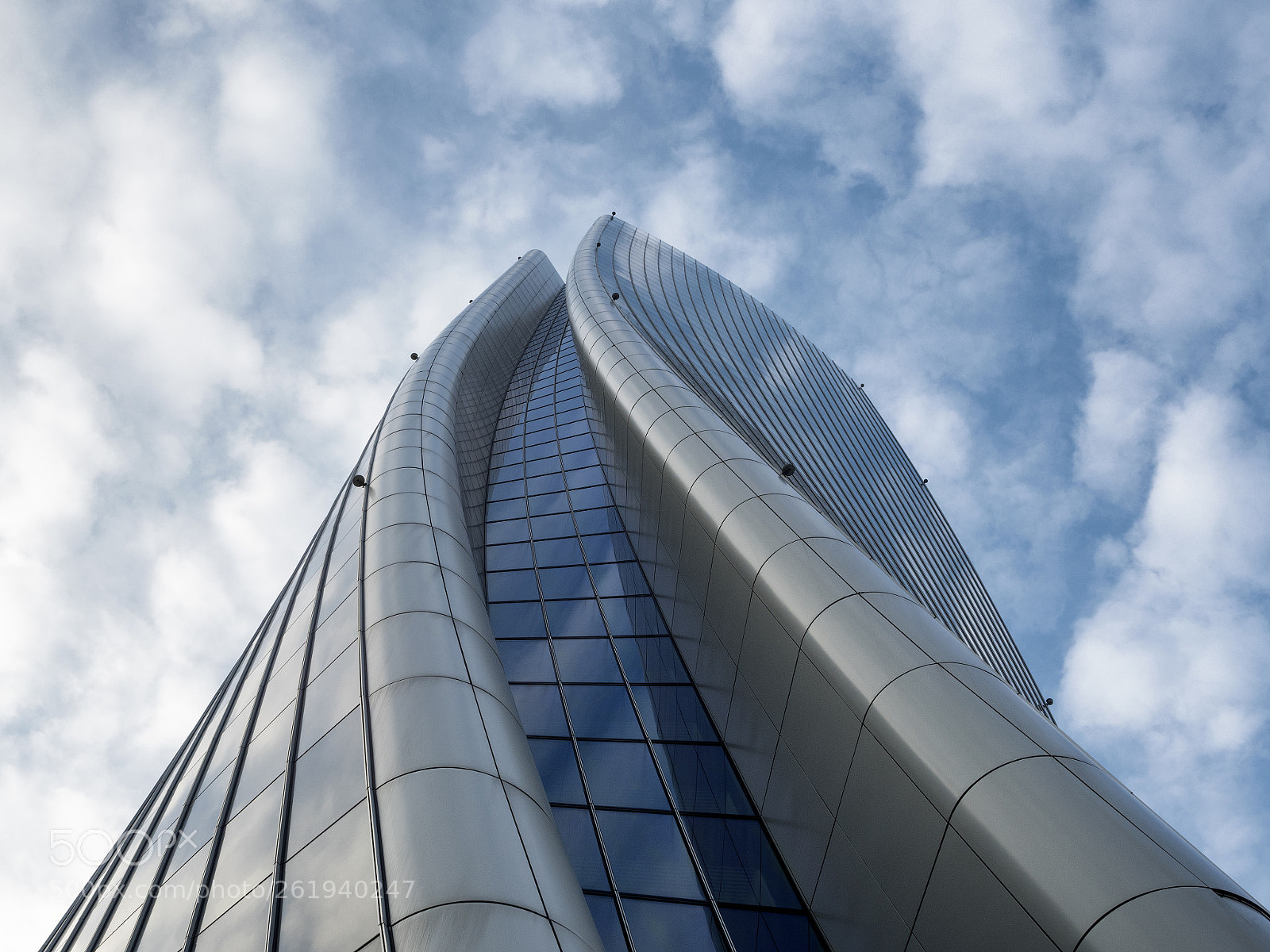 Olympus OM-D E-M5 II sample photo. Hadid tower at citylife photography