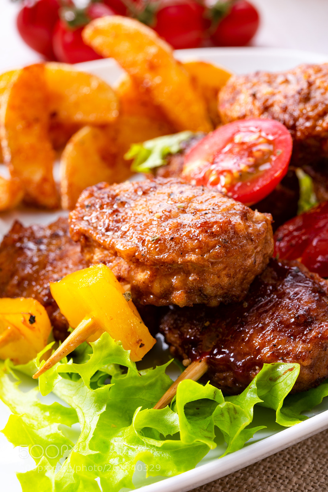 Nikon D810 sample photo. Meatballs skewers of tomato photography