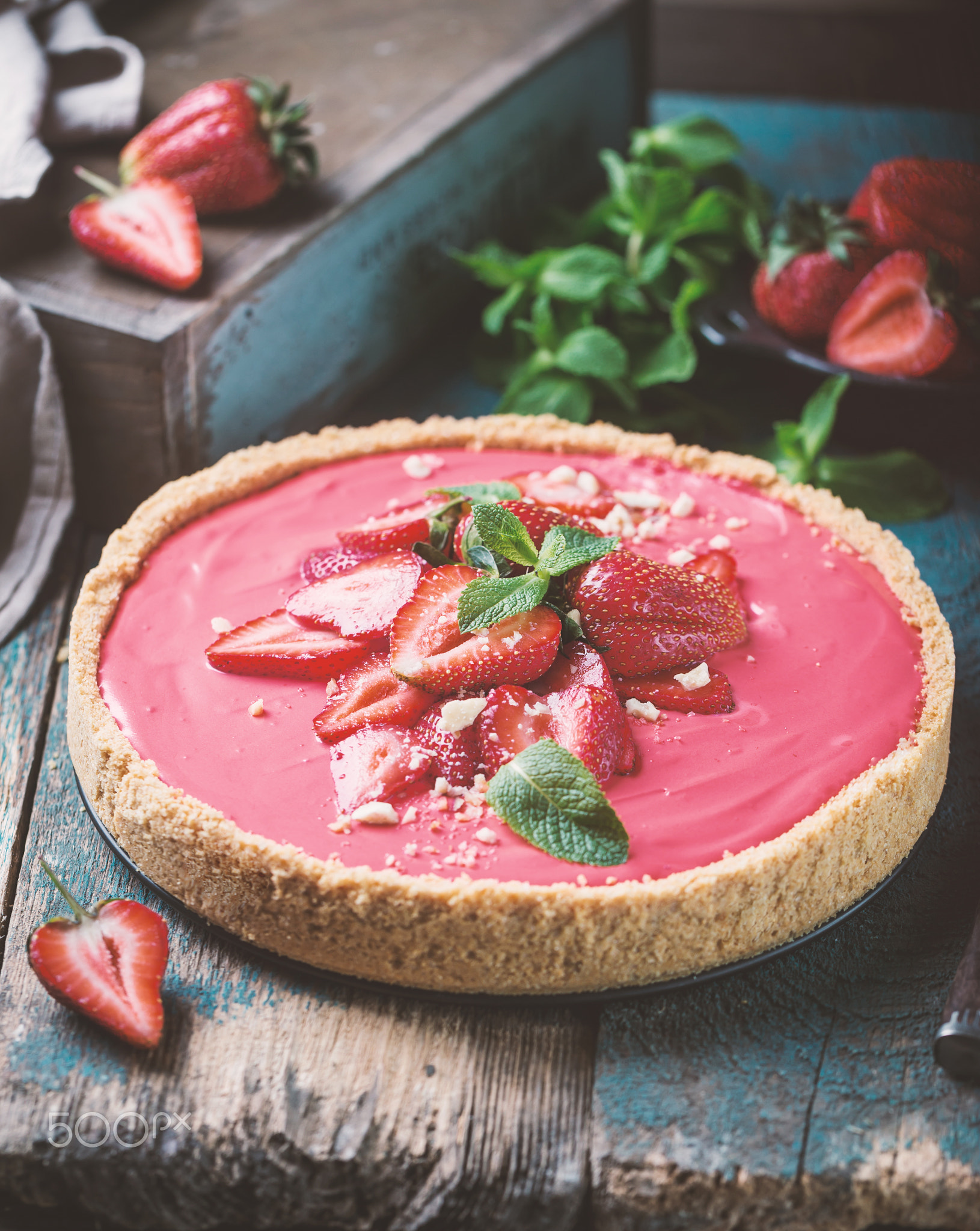 Tart with strawberries